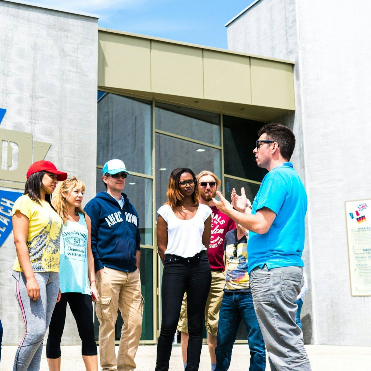 Normandia: gita di un giorno da Parigi con spiaggia del D-Day, cimitero e degustazione di sidro