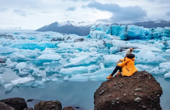 冰島冰河湖+鑽石冰沙灘+南海岸瀑布+黑沙灘+維克中文一日遊