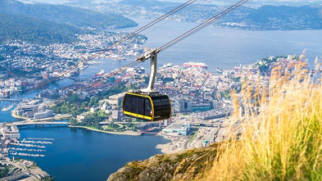 Bergen: Biglietto per la funivia Ulriken di andata e ritorno