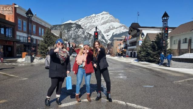 Calgary: Canmore, Banff, Lake Louise - Gondola Included
