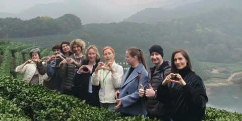 Eatwith共饗時刻-杭州-茶鄉採茶輕徒步,探索富氧水庫的奧秘所在