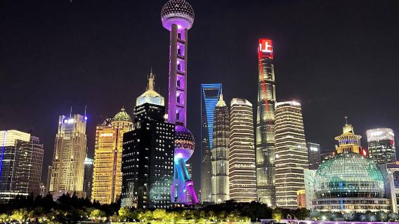 Shanghai, a world-class city - guide with concierge service, route planning and private customization