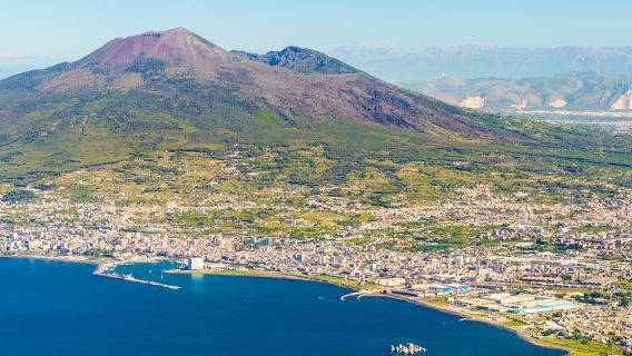 Vesuvius: Skip The Line Entry + Roundtrip Transport from Pompei