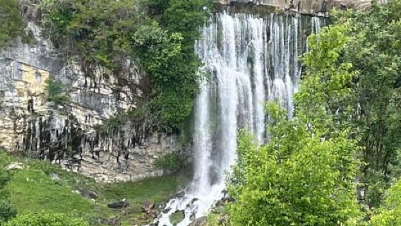 Berat: Tomorri Castle and Lakes of Dardha Day Trip