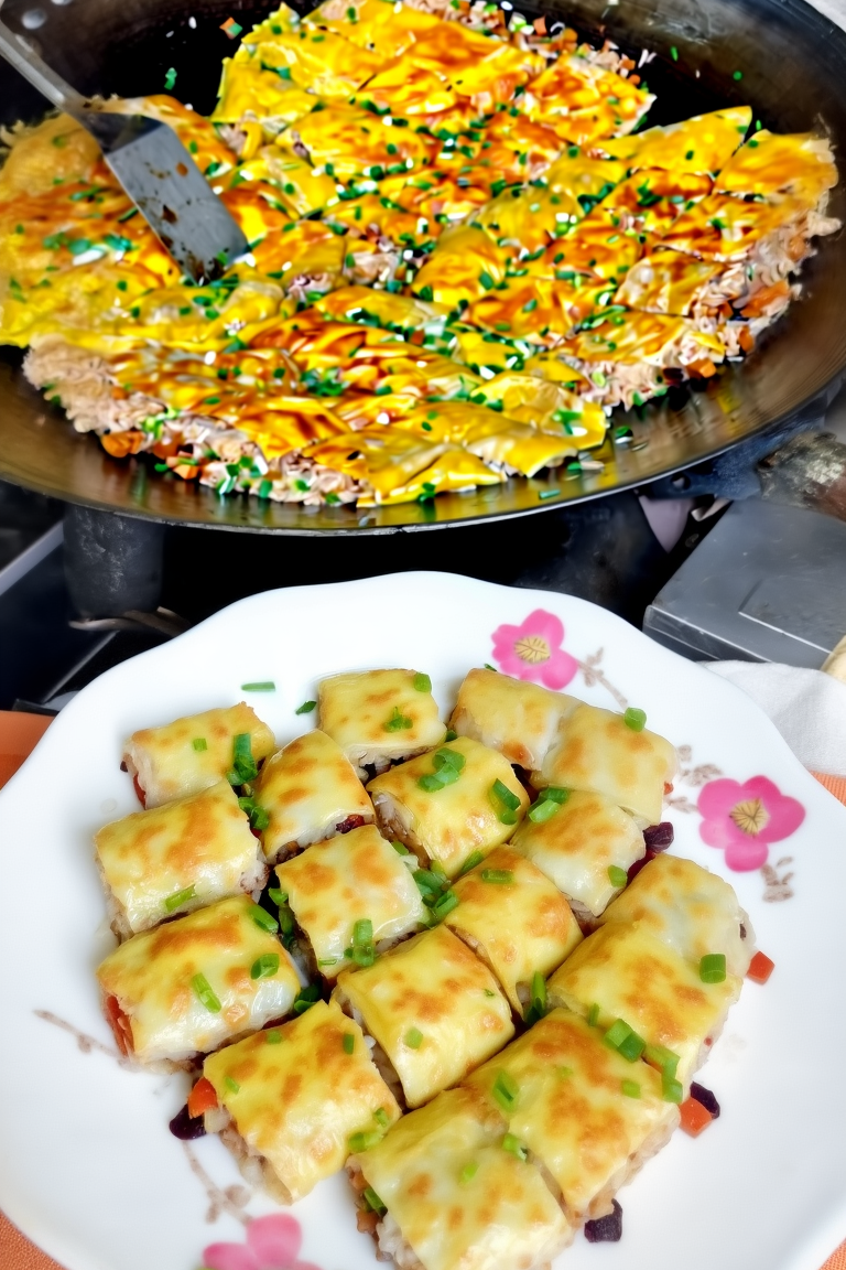 One-day Tour of Wuhan: Culinary Journey, Shopping Spree