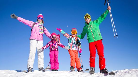 日本北海道旭川神居滑雪場一日遊【專業SAJ中/英文滑雪教練丨小班教學丨新手輕鬆學丨札幌市區來回接送】