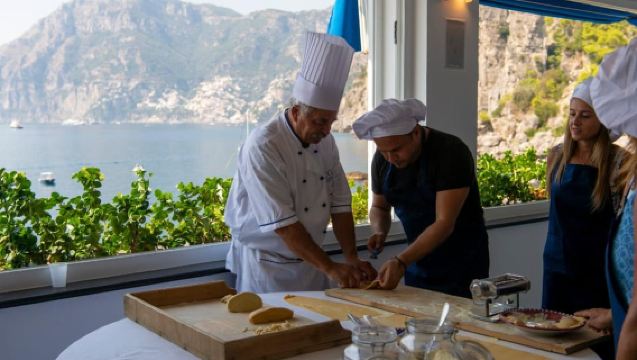 파스타 & 티라미수: 아말피 코스트에서 요리, 점심, 해변 데이 즐기기!