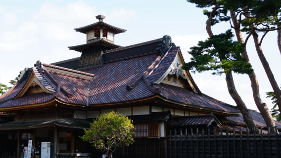 日本釧路新山熊牧場+伊達時代村【中文司機/可訂多日】