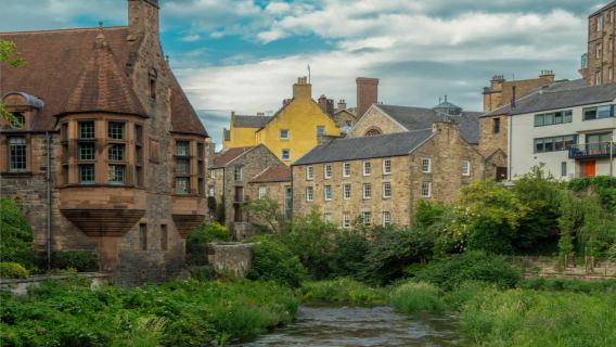 英國科茨沃爾德+水上伯頓+阿靈頓排屋包車牛津來回一日遊