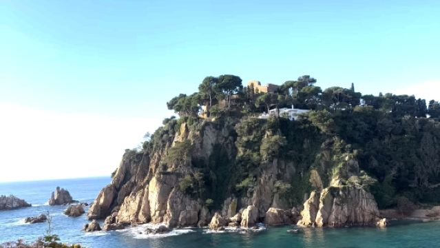 Perjalanan sehari dengan kereta persendirian dari Barcelona ke Tossa de Mar + bandar Blanes