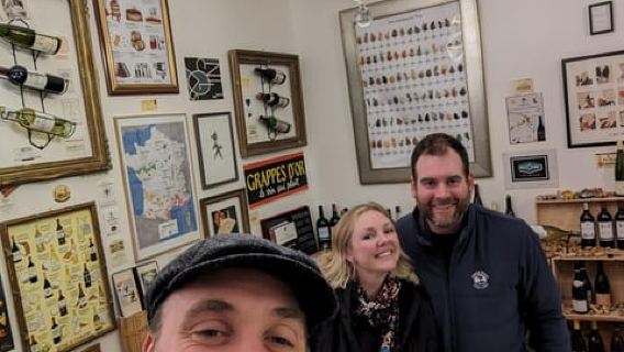 Paris: Wine Tasting Experience with 6 Wines and Cheese Board