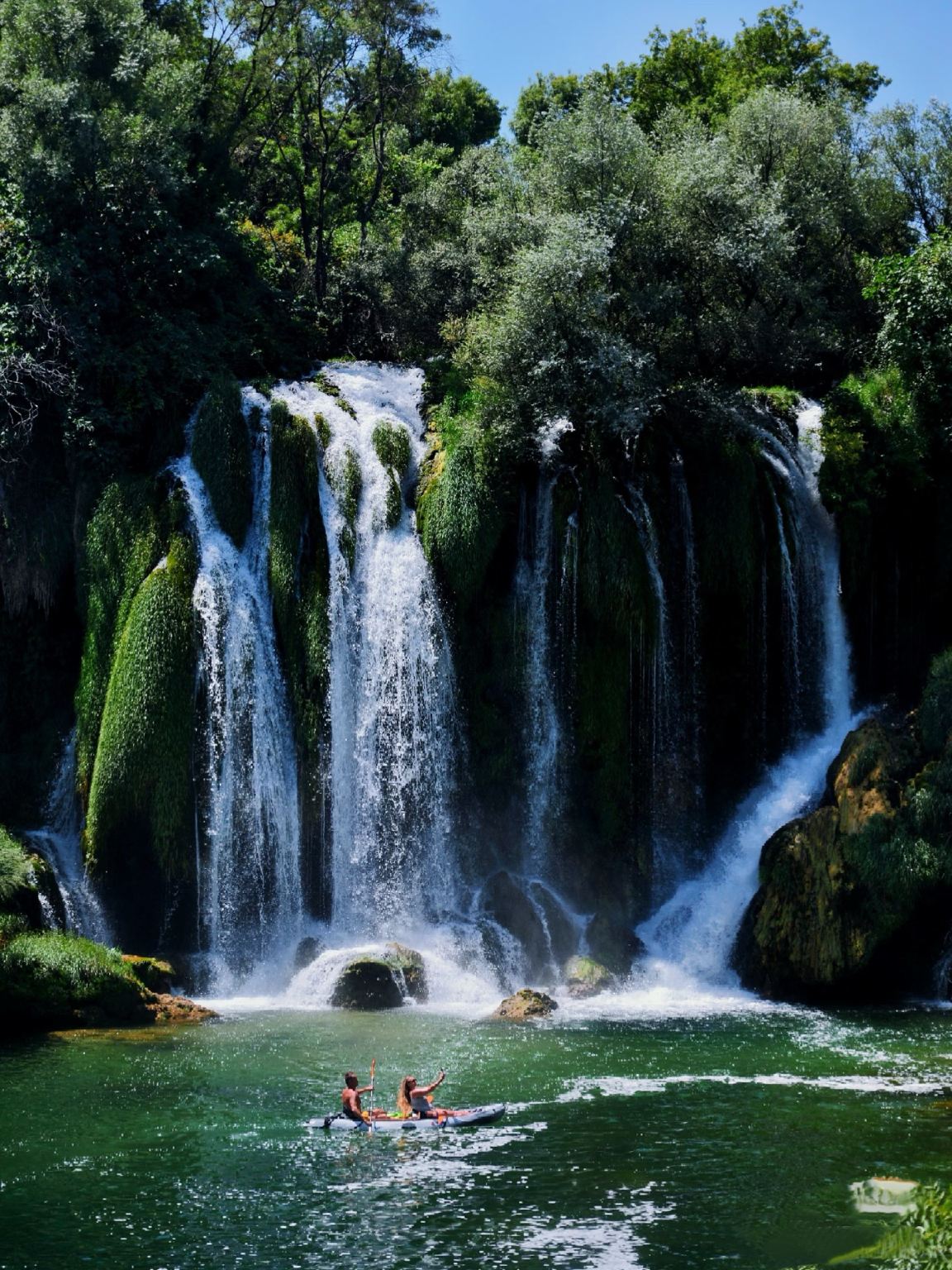 克維拉斯瀑布+莫斯塔爾古城+布拉加伊修道院【小團包車一日遊】