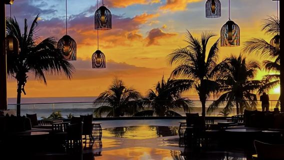 Tour di un giorno con noleggio con conducente esclusivo a Mauritius: Baia di Tamarin, L'Aventure du sucre e Casela World of Adventures