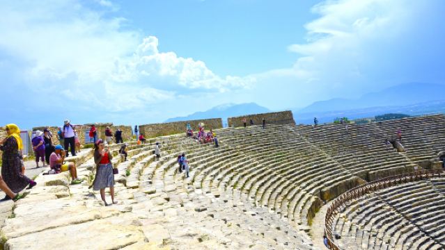 Pamukkale and Hierapolis Full Day Group Tour