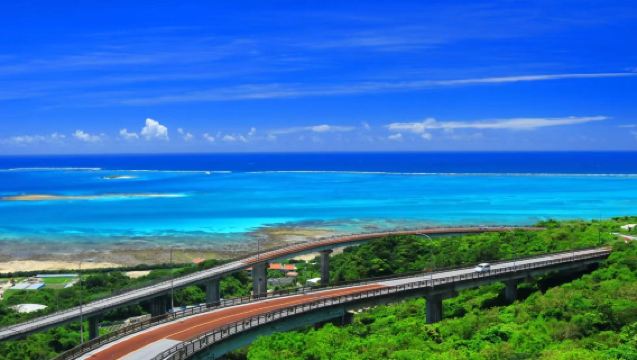 [Lawatan Sehari ke Selatan Okinawa] Gua Gyokusendo & Kampung Kerajaan Ryukyu, Pulau Senaga - Bertolak dari Naha, Okinawa (Tidak Termasuk Tiket Masuk)