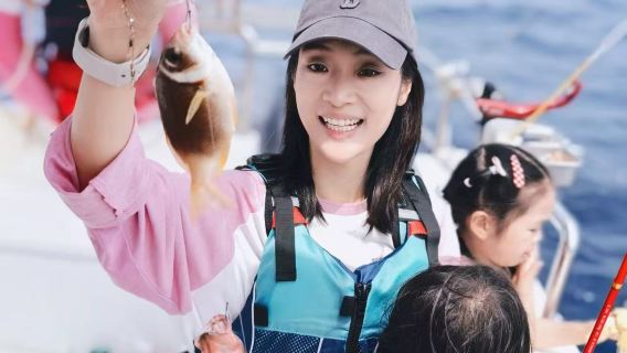 富力灣遊艇會 3-4小時陵水雙帆石海釣 全套裝備 漁獲帶走