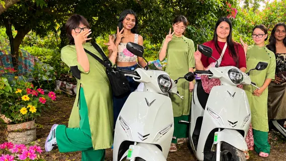 Featured tour with 11 reviews: Hanoi Motorbike City Tour with Female Riders in Green Ao Dai & Train Street