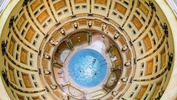 德國海德堡來回-巴登巴登-溫泉浴場包車一日遊【市區飯店接駁】