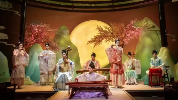 Nanjing poetic banquet - immersive experience of an imperial monarch's feast (immersive historical scene + ancient-style poetry and music performance + in-depth experience of Chinese culture)