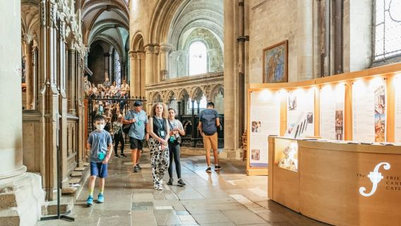 From London: Leeds Castle, Canterbury Cathedral & Dover