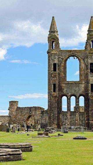 1-day tour to St Andrews, Falkland & The Kelpies | Kingdom of Fife | Comfortable minibus