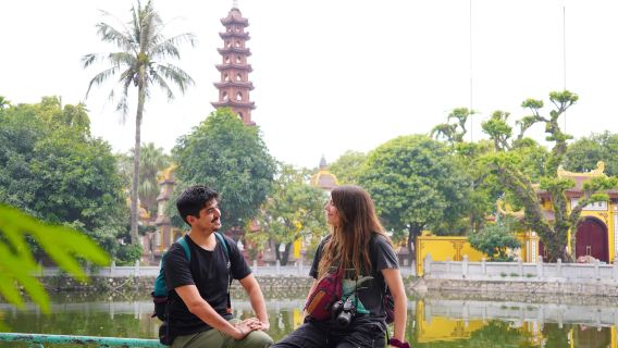 ทัวร์ชมเมืองฮานอยครึ่งวันโดยรถยนต์