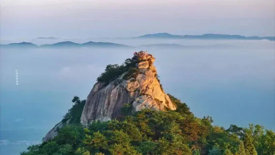 Henan Xinyang one-day tour/ guide/Translation/ private charter+Jigong Mountain+Jingangtai Rafting