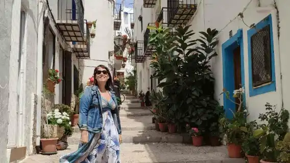 Game of Thrones Peñiscola and Vilafamés Guided Tour from Valencia