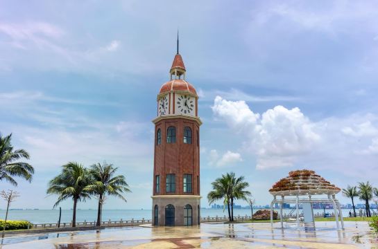 Throughout Haikou|Multilingual guide|City Walk|Chill walk|Translation| Professional local guide |attraction live guide|Private charter day tour|Welcome to inquire