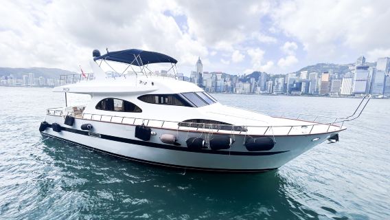 【香港チャータークルーズ】ビジネス接待に最適な高級体験 西洋式ヨットでクルージング
