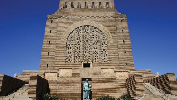 Pretoria: Pretoria City and Lion Park Tour