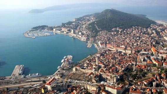 Chia đôi: Chuyến du ngoạn bằng thuyền Riviera kéo dài 1,5 giờ kèm đồ uống miễn phí
