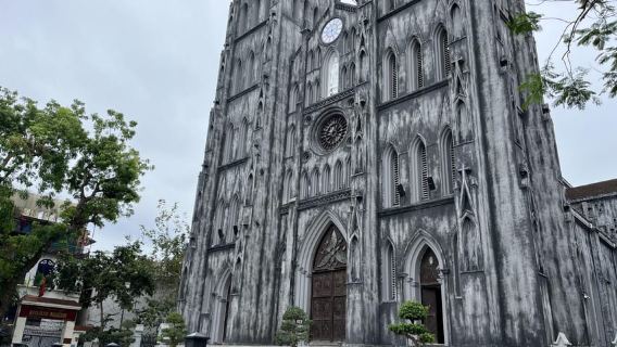 Cycling Through Hanoi: Old Quarter Pagodas & Red River Delta