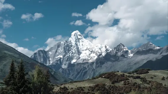 Chengdu Siguniang Mountain, Maobiliang, Shuangqiaogou Private Group 1-Day Tour Magnificent Snow Mountain Canyon Scenery