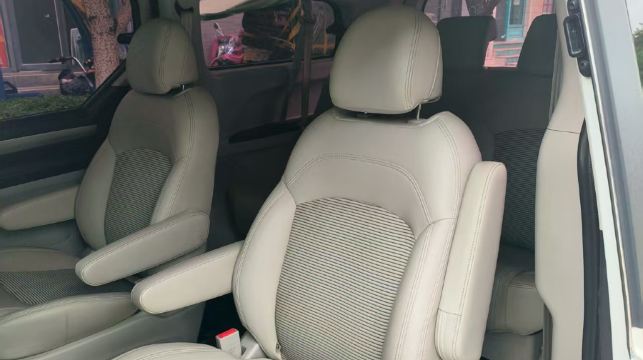 虎跳峽+哈巴雪山觀景台+白水台一日遊【8人內小團+可選含門票】