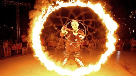 Safari Gurun Malam Hari, Makan Malam BBQ, Naik Unta & Opsional Naik Sepeda Quad