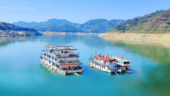 貴州興義萬峰湖水上遊船觀光體驗【90分鐘欣賞湖光山色+山水秘境童話城堡】