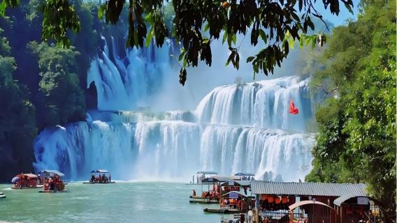 德天跨國瀑布景區+峒那嶼灣包車一日遊：南寧/崇左接駁+贈接駁車