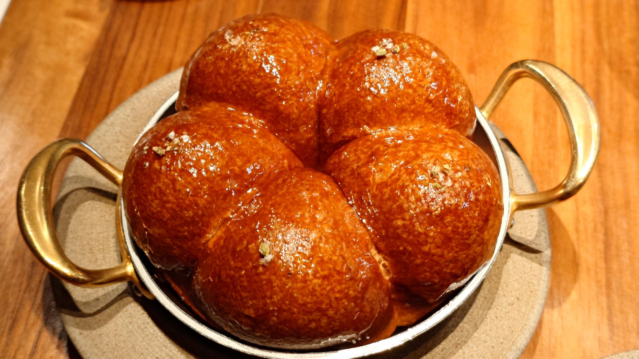 Restaurant reservation service for the popular RE-NAA restaurant in Oslo, Norway