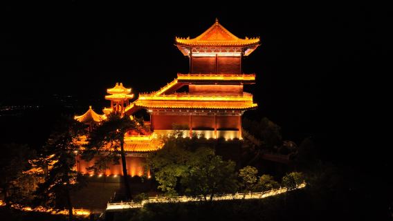 Xi'an Zhongnanshan Nanwutai One-day Chinese Group Tour: Encounter the Enchanting Charm of Zhongnan!