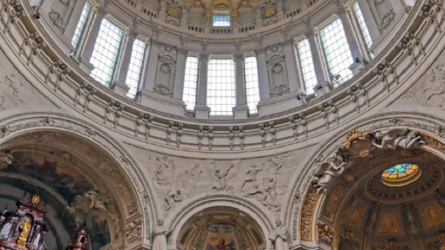 Berlin: Intisari Sejarah: Gema Ribuan Tahun Dosa dan Hukuman: Melalui Koridor Memori Jerman