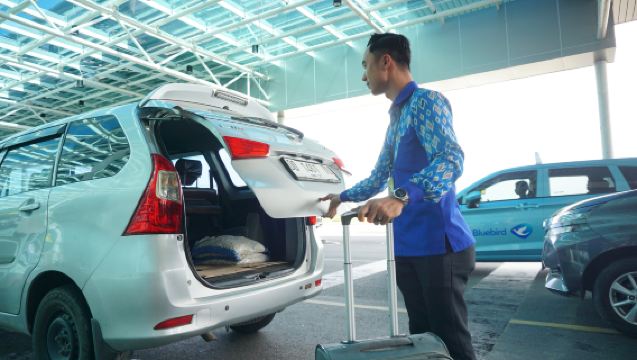 AIRPORT HANDLING ADI SOEMARNO AIRPORT (SOC) by IAS HOSPITALITY