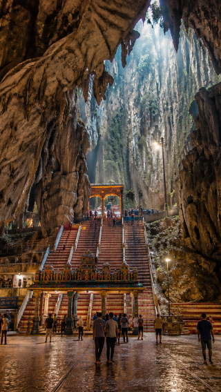 From Kuala Lumpur: Batu Caves and Genting Highlands Day Tour