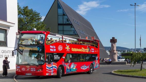 Oslo hop-on hop-off bus, unlimited visits to popular attractions [optional 24/48-hour pass]