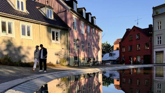 Oslo: Norwegian Food Tour & Hidden Gems City Walk