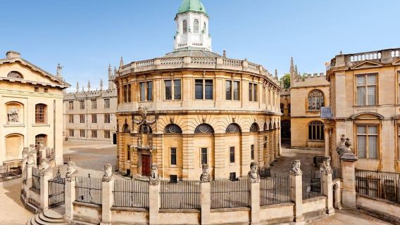Oxford Tour: University History, Harry Potter & Live Magic