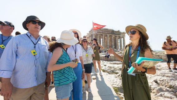 Piraeus Shore Excursion: Acropolis and Museum Walking Tour