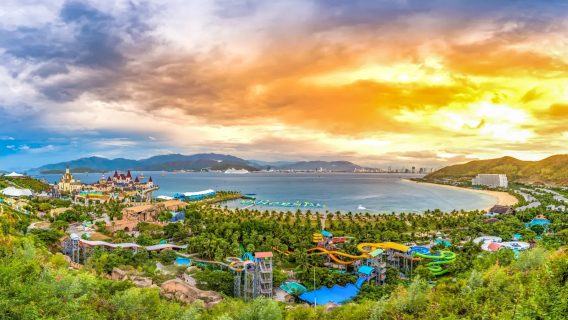 Vietnam: Private chartered tour to Nha Trang | Vinpearl Amusement Park + cable car + Hon Chong + Po Nagar Temple ※