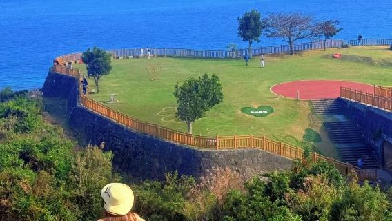 Japan Okinawa + Cape Chinen + Mibaru Beach + Senaga Island + Naminoue Shrine + Kokusai-dori private charter 1-day tour