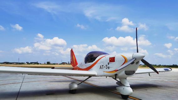 江蘇南京天潤航空户外飛行體驗俱樂部/固定翼飛行體驗【機長一帶一飛行+飛機參觀拍照+飛行航空理論講解】